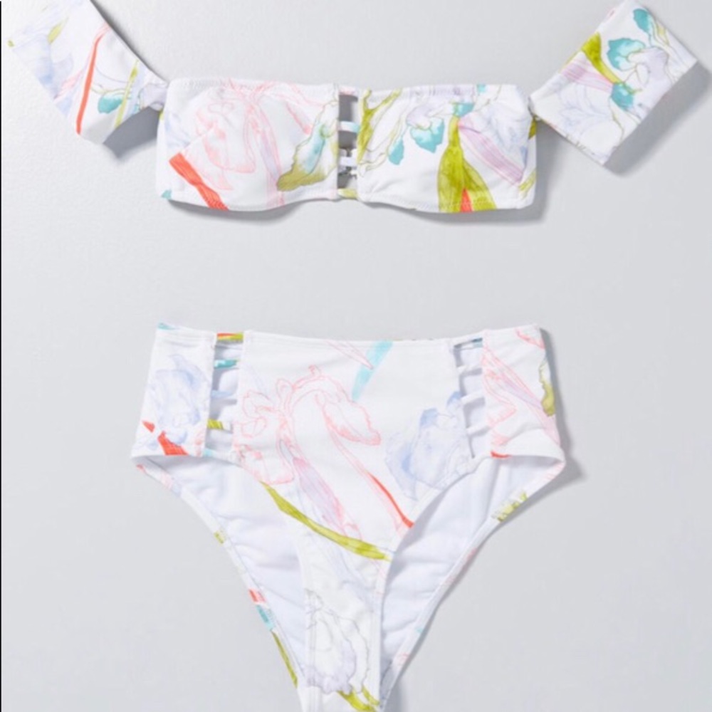 ModCloth Bikini Bandeau Top Hi Waist Bottom Floral White & Multi NWT
